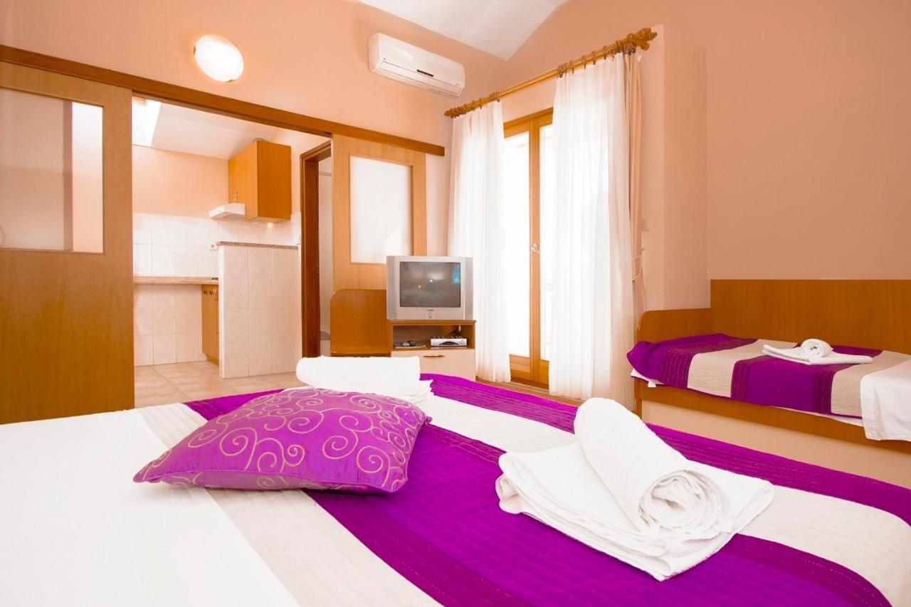 Pansion Zlatna Ribica Affittacamere 3*