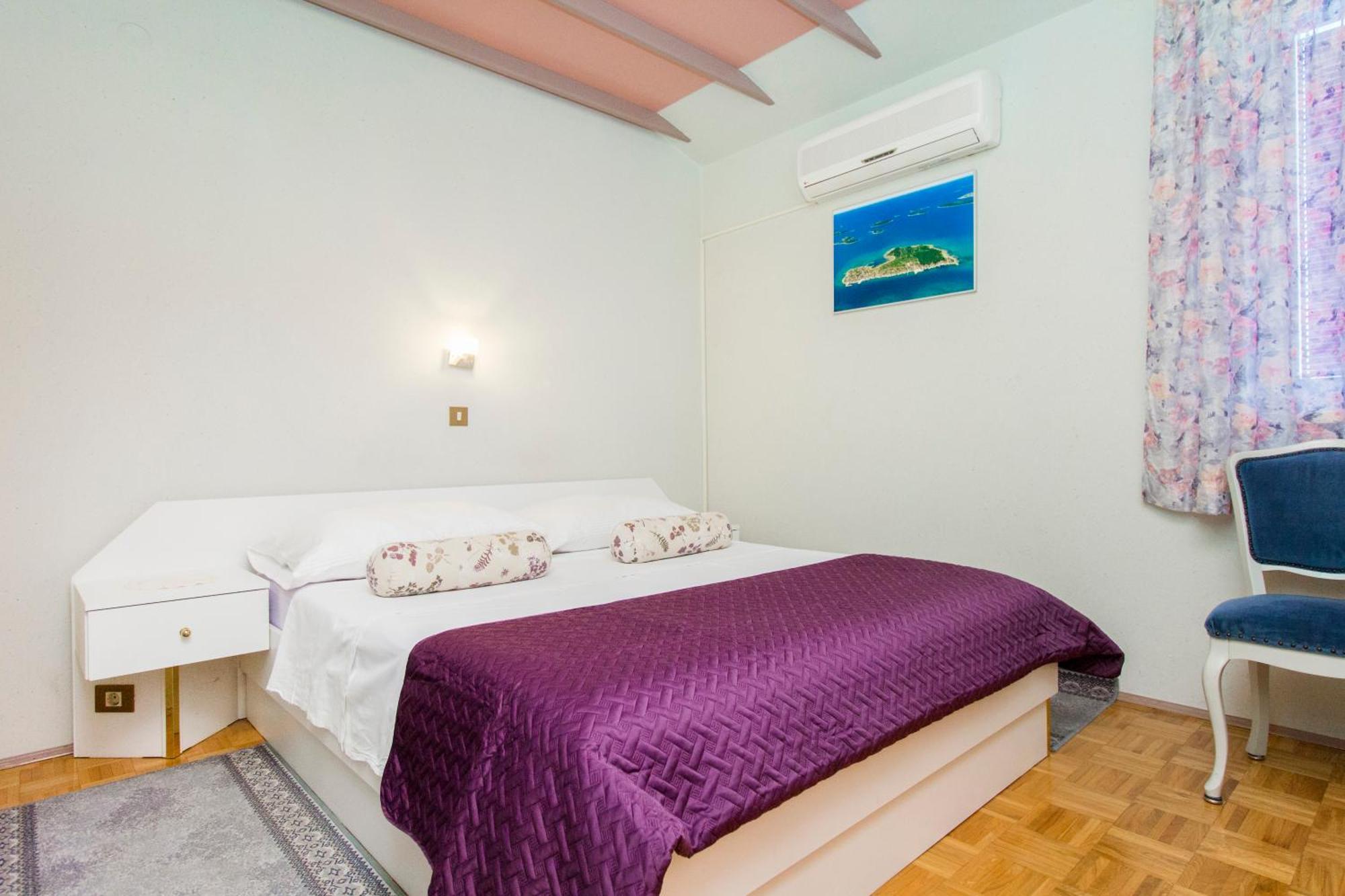 Affittacamere Pansion Zlatna Ribica Brodarica (Sibenik-Knin)