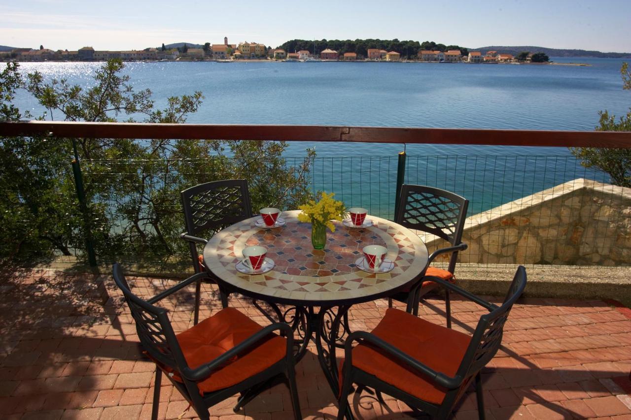 Pansion Zlatna Ribica 3* Brodarica (Sibenik-Knin)